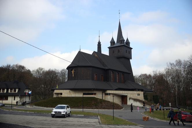 Andrzej Duda z ojcem przynieśli święconki