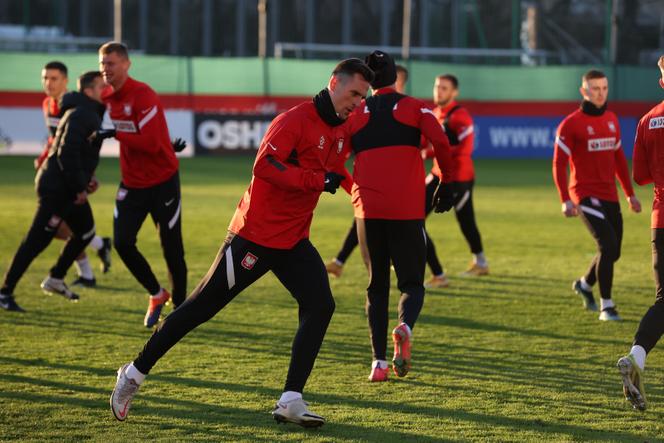 Pierwszy trening Reprezentacji Polski przed trójmeczem el. mistrzostw świata. Trener Sousa już układa klocki