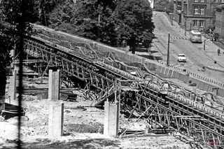 Kiedyś usprawniła ruch, dziś stwarza realne zagrożenie. Historia budowy estakady w Chorzowie