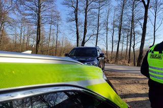 Ciało mężczyzny w podpalonym trzcianowisku. Podejrzani usłyszeli zarzuty