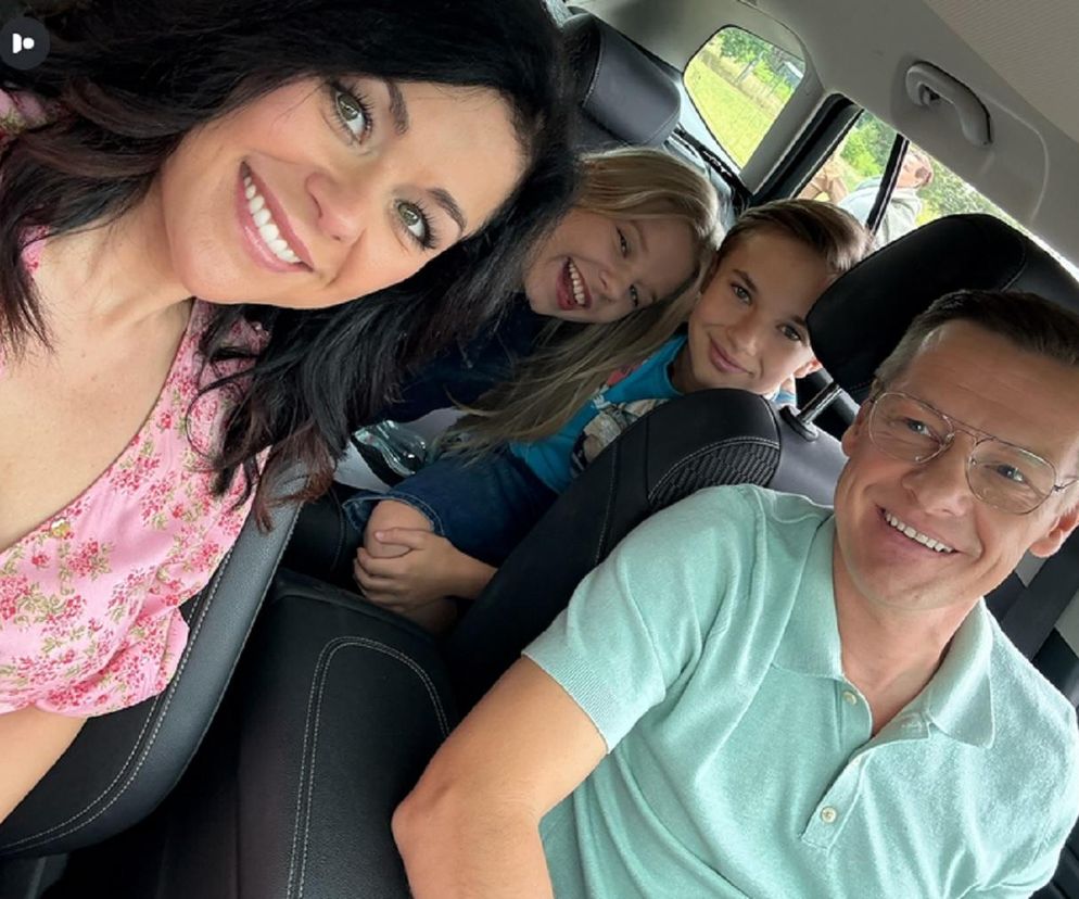 M jak miłość. Rodzinne wakacje Zduńskich bez bliźniaczek! Co stanie się z Emilką i Zuzią? - ZDJĘCIA