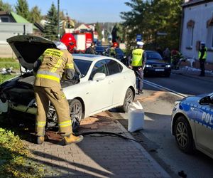 W Wąchocku auto osobowe wjechało w dom