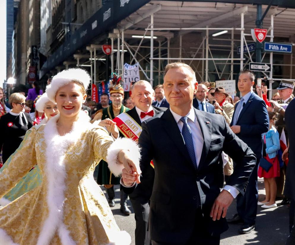 Prezydent Andrzej Duda na Paradzie Pułaskiego w Nowym Jorku. Tańczy poloneza!