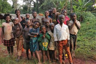 Jego parafianie to potomkowie kanibali. Ks. Marek Kapłon [GALERIA]