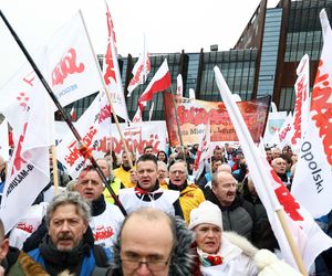Setki rolników i członkowie Solidarności protestują w Gdańsku