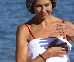 Anna Popek pracuje w zimnym morzu