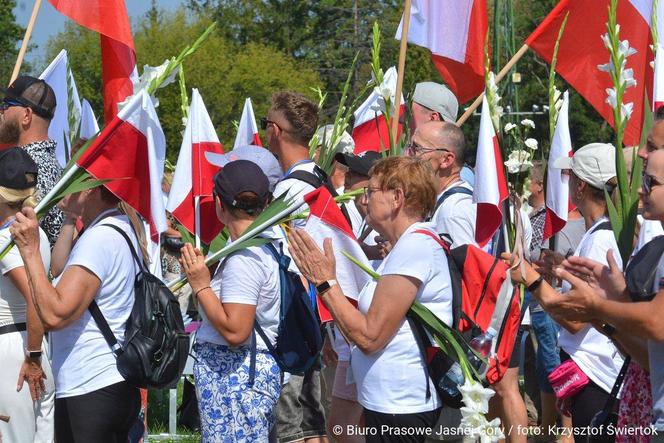 II szczyt pielgrzymkowy na Jasną Górę. Więcej pątników niż w zeszłym roku