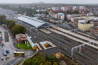 Bytom. Hala peronowa na dworcu po remoncie