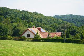 Najpiękniejsza dolina blisko Krakowa. To miejsce idealne na wakacyjną wycieczkę w ciszy i spokoju
