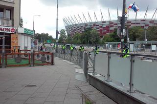 Budują ogrodzenie wokół Narodowego [SZCZYT NATO]