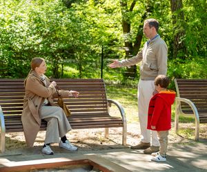 Barwy szczęścia, odcinek 3235: Tadzio (Józio Trojanowski), Jagoda (Karolina Rzepa), Bruno (Lesław Żurek)