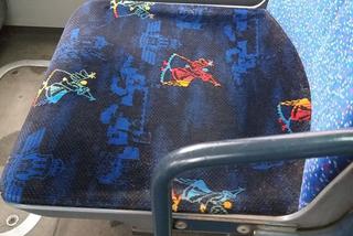 Krakowski Lajkonik na tapicerce śląskich autobusów. Jak to możliwe? ZTM odpowiada