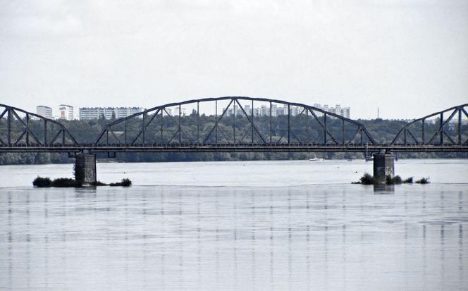 Most kolejowy Toruń