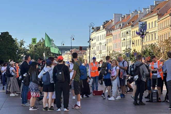 Metropolitalna już na trasie. Na Jasną Górę pielgrzymują Warszawiacy 