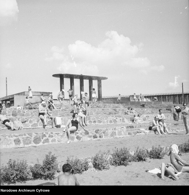 Basen termalny w Ciechocinku