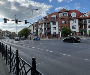   Ełk. Tłumy turystow odwiedzają to miasto. Jest największym na Mazurach