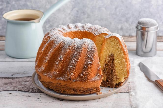 Sucha babka po Wielkanocy? Zainspiruj się patentem z przeszłości i daj ciastu drugą szansę