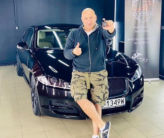 Marcin Najman jeździ Jaguarem XF