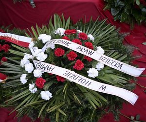 Tak wygląda grób Katarzyny Stoparczyk. Została pochowana na prywatnej uroczystości
