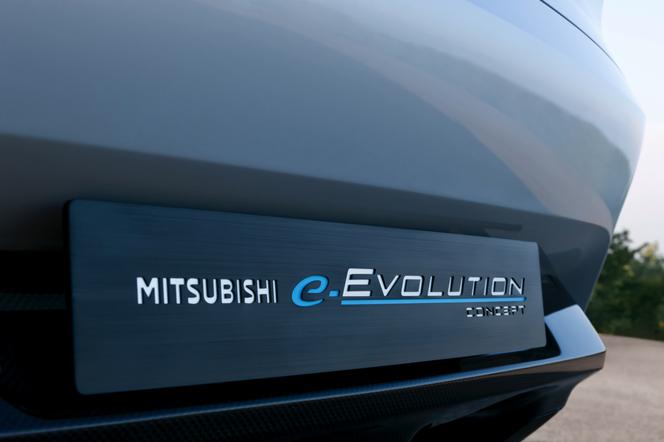 Mitsubishi e-Evolution Concept