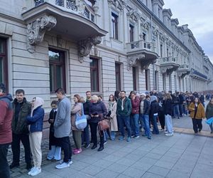 Noc Muzeów 2025 w Łodzi. Tłumy łodzian w muzeach i galeriach. Zobacz zdjęcia
