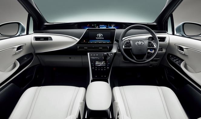 Toyota Mirai z wodorowymi ogniwami paliwowymi