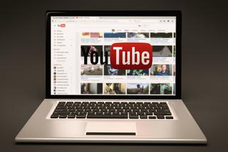 Jak włączyć licznik łapek w dół na YouTube? Ta metoda jest bardzo prosta