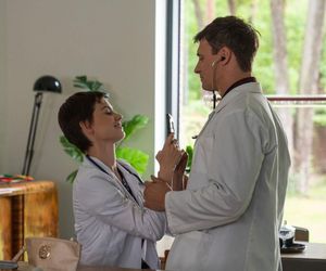 Na dobre i na złe odc. 965. Krzysztof Radwan (Mateusz Damięcki), Blanka (Pola Gonciarz)