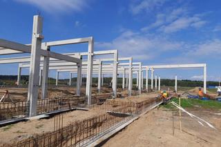 Nowy park handlowy w Olsztynie pnie się w górę. Znamy termin otwarcia! [ZDJĘCIA]