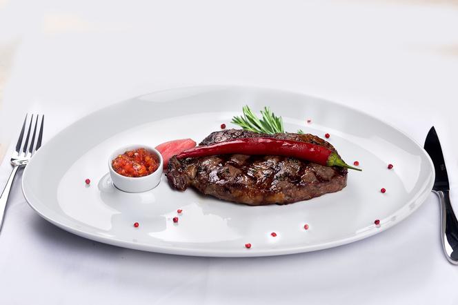 kuchnia-serbska-co-warto-sprobowac-w-serbskiej-restauracji.jpg