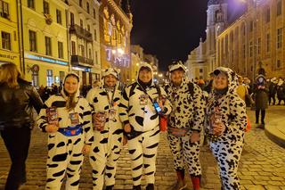 WOŚP 2024 w Toruniu: Tak wyglądał 32. Finał na starówce. Wolontariusze, atrakcje, koncerty