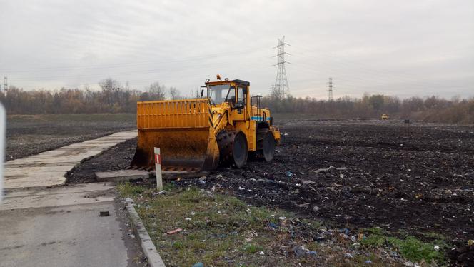 Drony nad składowiskiem odpadów w Katowicach
