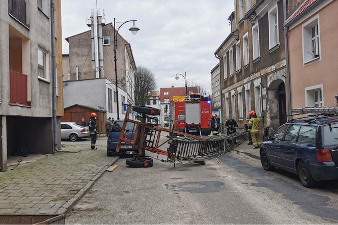 Upadek drabiny w centrum Drawska. Są poszkodowani