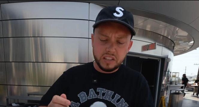 Książulo odwiedził restaurację Elona Muska. Tyle zapłacił za zamówienie. Dużo?