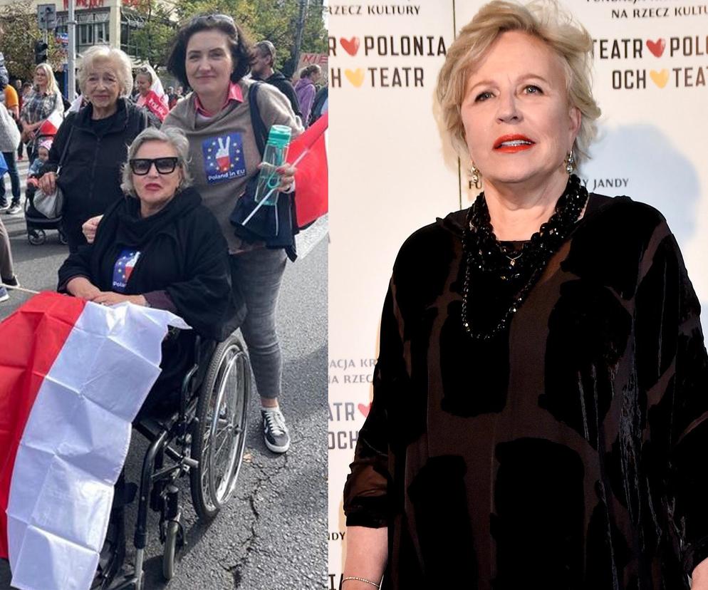 Krystyna Janda na wózku inwalidzkim na Marszu Miliona Serc