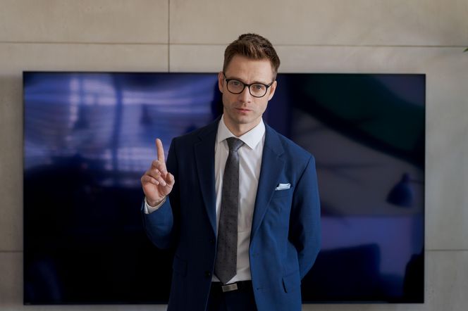 Przyjaciółki 25 sezon, odc. 302. Dagmar (Marcin Korcz)