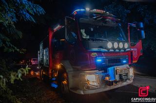 Jadowniki. Osobówka stanęła w płomieniach. Interweniowali strażacy