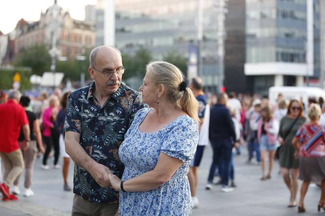 Potańcówka w centrum Katowic. Wyspiański znów porwał tłumy do szalonej zabawy