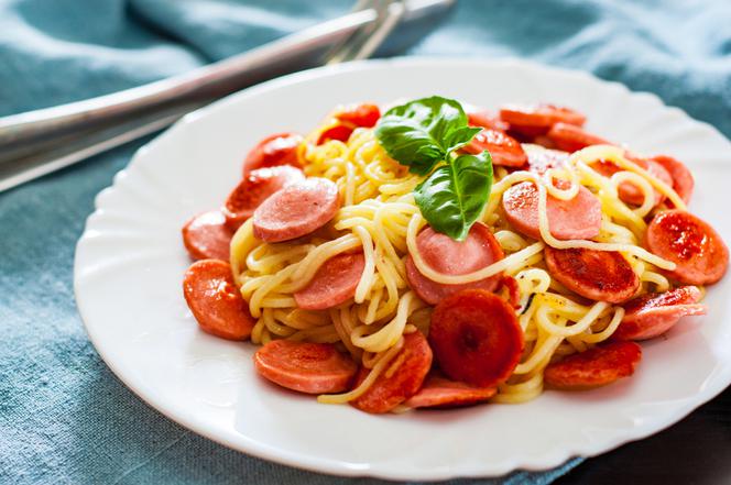 Cytrynowe spaghetti z salami