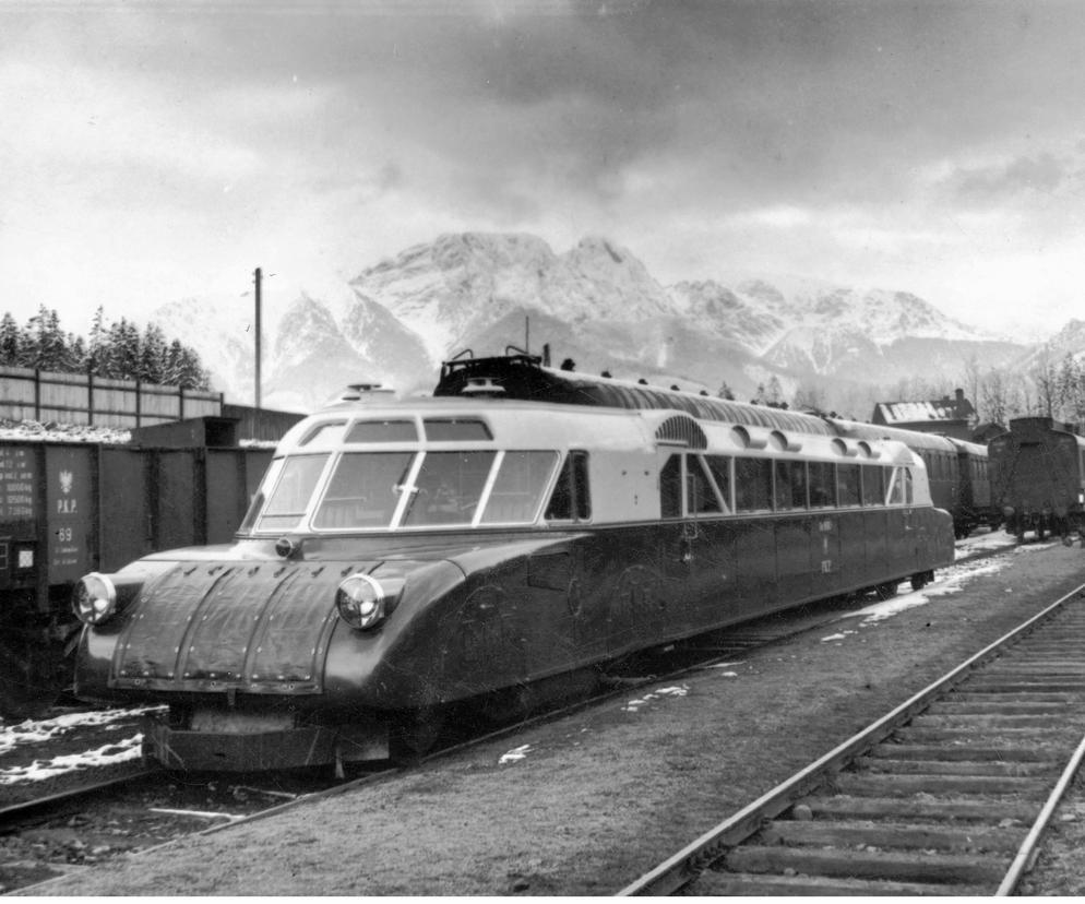Nowy pociąg Express Tatry wolniejszy niż Luxtorpeda z 1936 r. Spóźnił się o 3 minuty