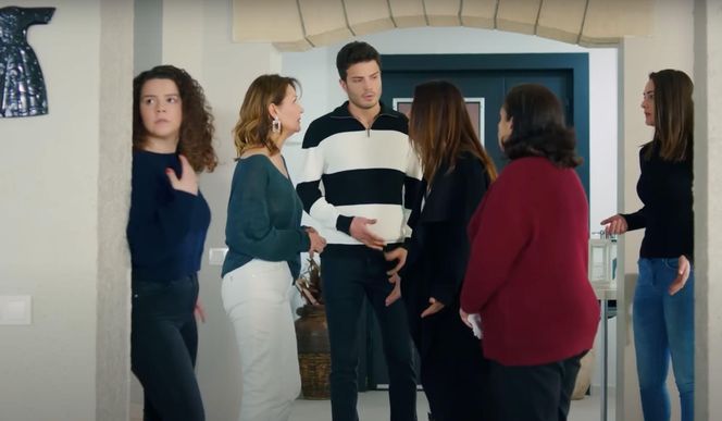 Zeynep będzie przetrzymywana przez porywacza, a Yildiz przyłapie Melis na rozmowie z przestępcą. Ghonul i Bulent zaczną odchodzić od zmysłów, a Ege trafi na trop.