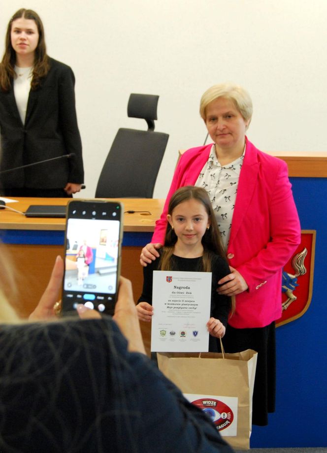 Każdy z uczestników konkursów zorganizowanych w ramach kampanii profilaktycznej - został nagrodzony