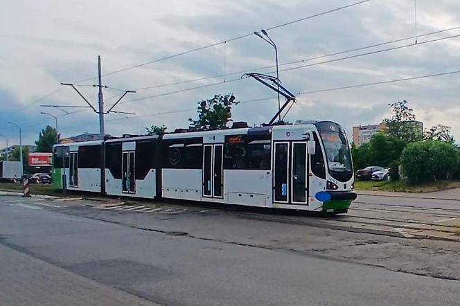 Al. Powstańców Wlkp. przed przebudową