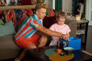 Barwy szczęścia, odcinek 2746: Patryk (Konrad Skolimowski), Marysia (Nina Szumowska)