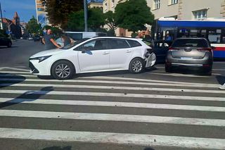 Karambol w centrum Bydgsozczy. Ruch w stronę centrum zablokowany