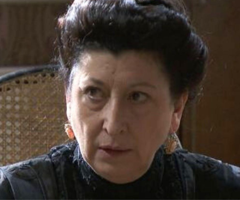 Akacjowa 38, odc. 752 - streszczenie. Ursula opowiada sąsiadkom swoją wersję losów Olgi (21.11.2025)