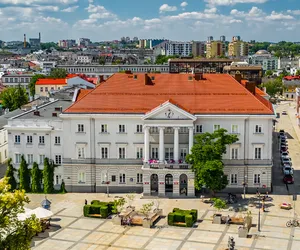 Seria podwyżek w Kielcach. Zapłacimy więcej za podatek od nieruchomości, parkowanie i bilety autobusowe