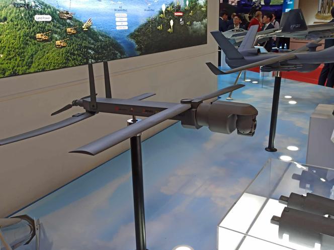  Bezzałogowy statek powietrzny Compact and Multi-mission Modular UAV (CMMAV)