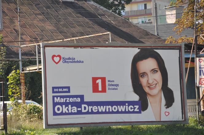 Kampania wyborcza w Kielcach. W śródmieściu najwięcej plakatów kandydatów do Sejmu i Senatu