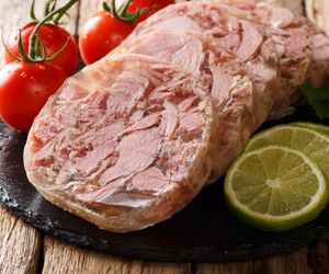 Wędlinę na święta robię z taniego składnika. Goście nie mogą uwierzyć, że to takie proste